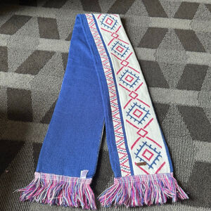 Subaru Multicolor Knit Fringe Scarf